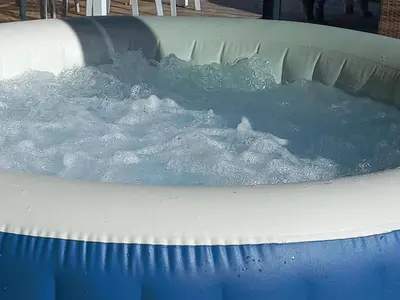 Plan de l'établissement La Bergerie de Chantemille - Chambre d'hôtes familiale les Dahlias - jacuzzi, piscine