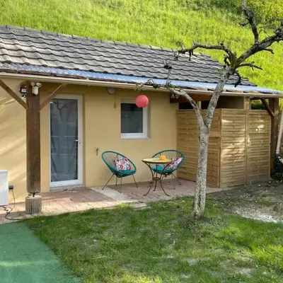 Casa 4 Saisons - Studio à thème - PiscineJardin - Proche centre-ville