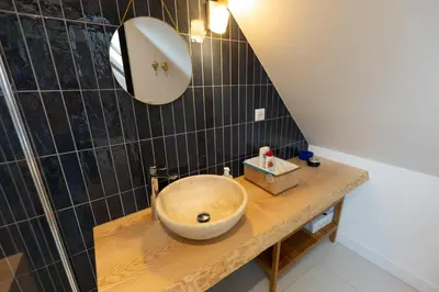 Salle de bains dans l'établissement La Résidence Périgourdine Meublé Tourisme 5 étoiles Luxe