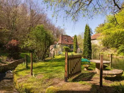 Jardin de l'établissement Holiday Home Roucan by Interhome