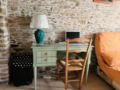 Télévision ou salle de divertissement dans l'établissement Gîte de France Gite de chouvert 