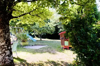 Jardin de l'établissement Gîte de France Gite de chouvert 
