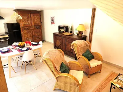 Cuisine ou kitchenette dans l'établissement Gîte de France Gîte le petit air 3 épis - Gîte de France 3 personnes MAE-6624