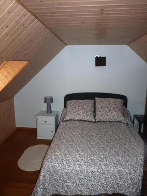 Un ou plusieurs lits dans un hébergement de l'établissement Gîte de France à Sarroux - St Julien 3 épis - Gîte de France 8 personnes MAE-0134