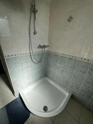 Salle de bains dans l'établissement Maison de campagne 5 min A20