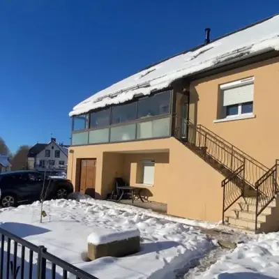 Appartement au bord du lac avec terrasse