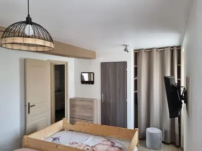 Un ou plusieurs lits dans un hébergement de l'établissement APT T2 à 500M du centre ville
