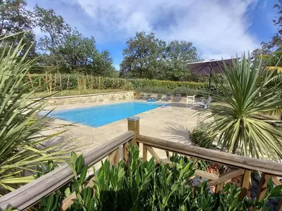 Piscine de l'établissement Pech Joli ou située à proximité