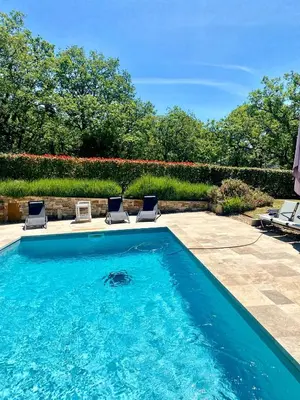 Piscine de l'établissement Pech Joli ou située à proximité