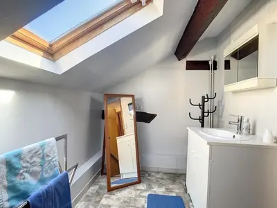 Cuisine ou kitchenette dans l'établissement Chambre atypique chez l'habitant