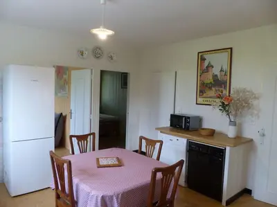 Cuisine ou kitchenette dans l'établissement Gîte Les Hauts de Curemonte