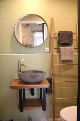 Salle de bains dans l'établissement Le Gîte Tranquille Sérénité