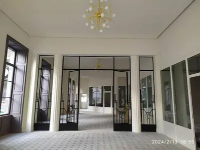 Plan de l'établissement Grand T2 de charme, confort 3*, face aux Thermes.