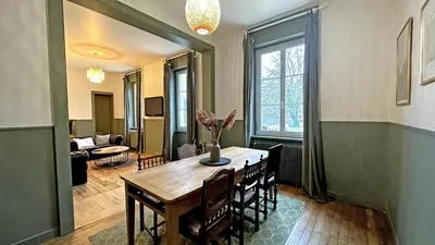 Coin salon dans l'établissement Domaine de juriol - la demeure