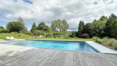 Piscine de l'établissement Domaine de juriol - l'annexe ou située à proximité