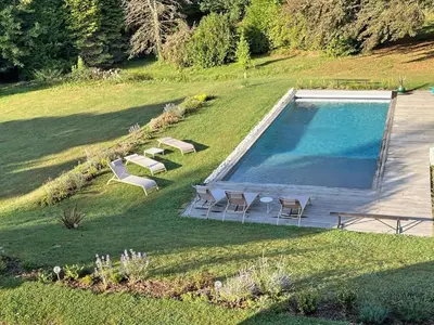 Piscine de l'établissement Domaine de juriol - l'annexe ou située à proximité