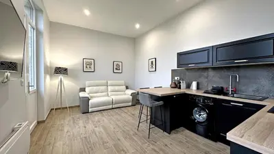 Cuisine ou kitchenette dans l'établissement Domaine de juriol - l'annexe