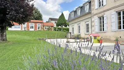Jardin de l'établissement Domaine de juriol - l'annexe