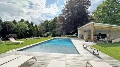 Piscine de l'établissement Domaine de juriol - l'annexe ou située à proximité