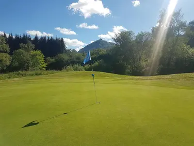 Golf sur le terrain de la maison de vacances ou à proximité