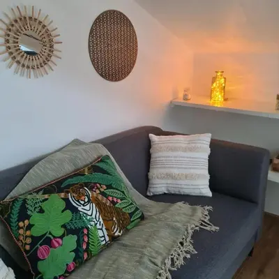 Coin salon dans l'établissement Mercadial au coeur de Saint-Céré