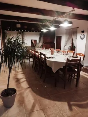 Restaurant ou autre lieu de restauration dans l'établissement Gîte au gré du vent