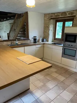 Cuisine ou kitchenette dans l'établissement Grande maison type Périgourdine