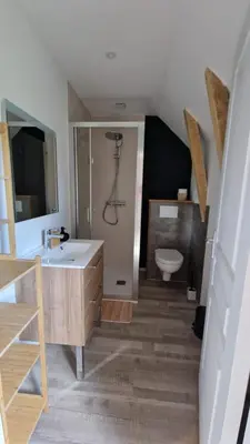 Salle de bains dans l'établissement L'espaliere