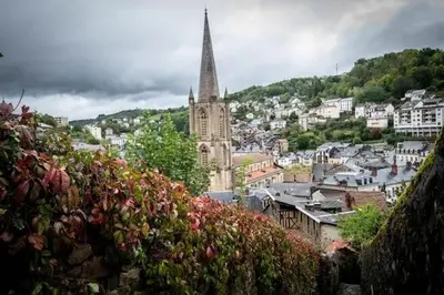Vue générale sur la montagne ou vue sur la montagne depuis l'appartement