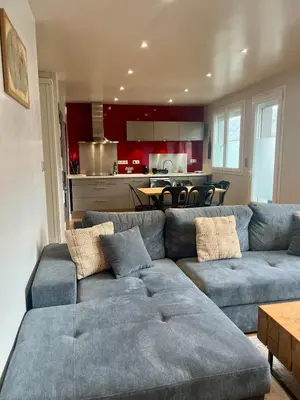 Coin salon dans l'établissement Casa Jouvenel -T3 3 pers -Brive-Parking privatif