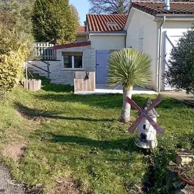 Petit gite paisible en bord de lac