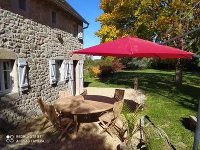 Jardin de l'établissement Le mas du Masrembaud
