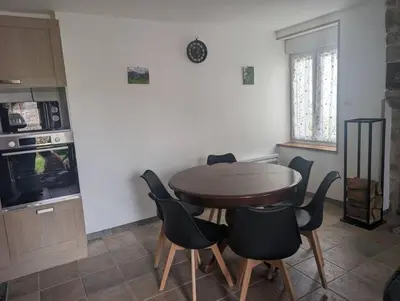 Cuisine ou kitchenette dans l'établissement Maison agréable 4 à 6 pers