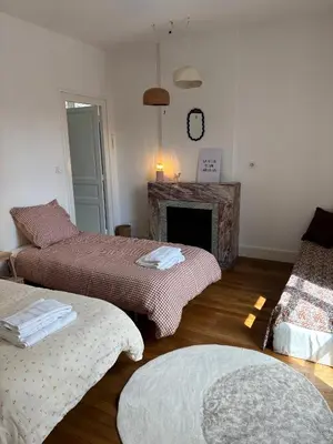 Un ou plusieurs lits dans un hébergement de l'établissement Maison Mère