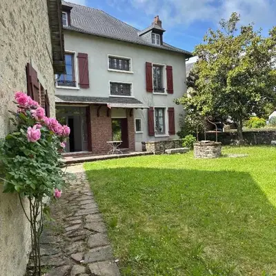 Maison Mère