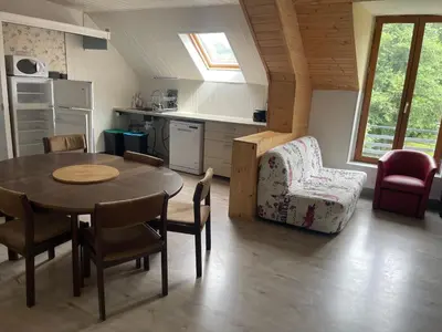 Cuisine ou kitchenette dans l'établissement Appartement pour 8 personnes