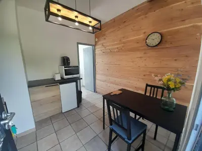 Cuisine ou kitchenette dans l'établissement gite de la fontaine