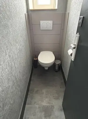 Salle de bains dans l'établissement Maison le Ragean