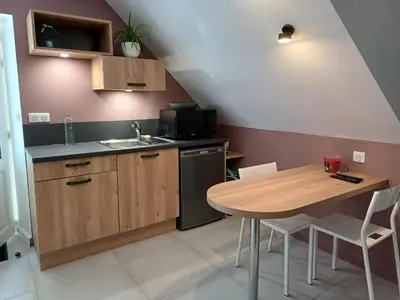 Cuisine ou kitchenette dans l'établissement Studio Indépendant dans Demeure Typique d'Exception