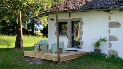 Jardin de l'établissement Aux Logis de Fonfroide Chez Mylène & David