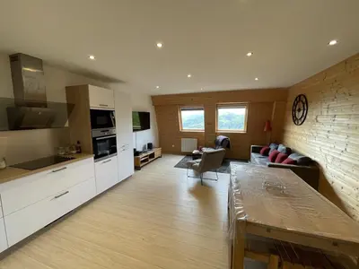 Cuisine ou kitchenette dans l'établissement Appartement cosy 6 couchages, accès pistes, parking - FR-1-787-1