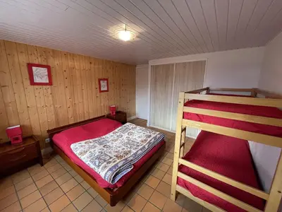 Plan de l'établissement Appartement 2 chambres proche pistes avec balcon et parking gratuit - FR-1-787-14