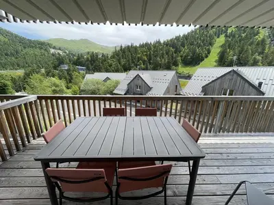 Vue générale sur la montagne ou vue sur la montagne depuis l'appartement