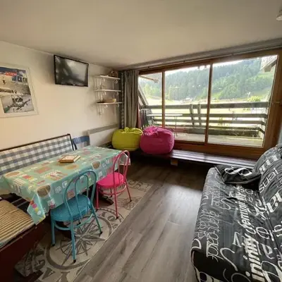 Studio confortable avec balcon plein sud