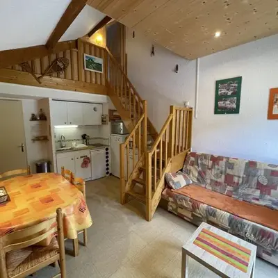 Studio-cabine-mezzanine exposé sud avec navette gratuite