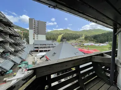 Vue générale sur la montagne ou vue sur la montagne depuis l'appartement