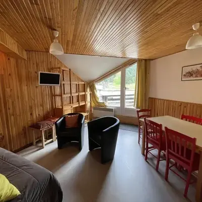 Duplex 6/8 pers. avec balcon en plein centre