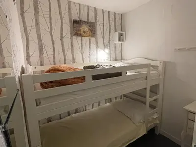 Plan de l'établissement Studio rénové avec balcon, au pied des pistes, accès WIFI - FR-1-787-53