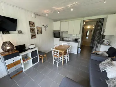 Plan de l'établissement Studio en centre station avec balcon, WiFi - FR-1-787-71
