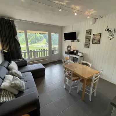 Studio en centre station avec balcon